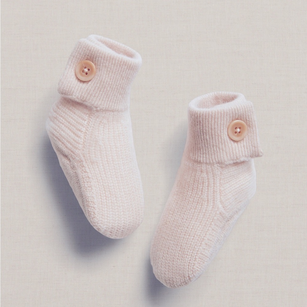 Pure soft cashmere booties in oatmeal for baby